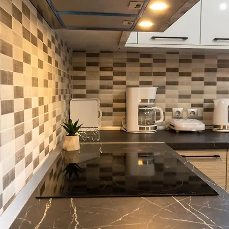 House Dellis Apartment *